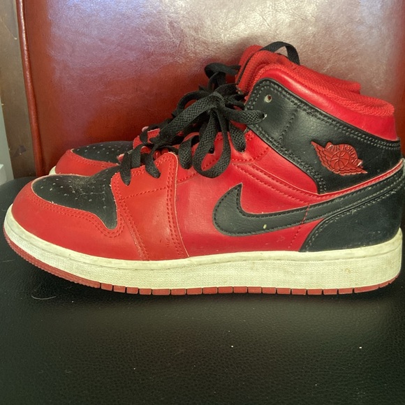 Nike Air Jordan - youth - Picture 4 of 9